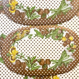 Retro Vintage Vegetable Print Polka Dot Placemats